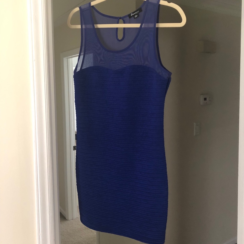 Fun, form fitting dress, only worn once.